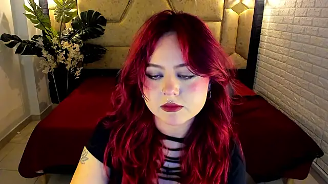 crimson_tati_のライブXXXチャット