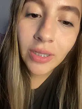 Živý XXX chat kissa_16