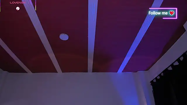 lunaaroseのライブXXXチャット