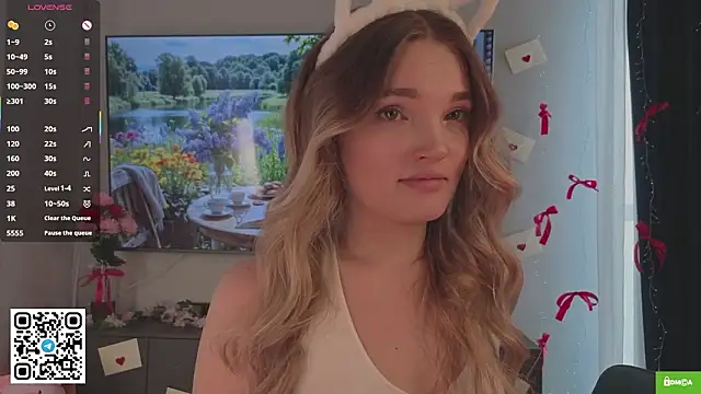 JulieLupo 即時 XXX 聊天