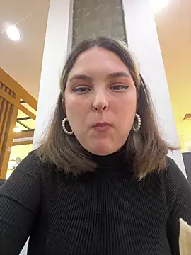 KateBurleskのライブXXXチャット