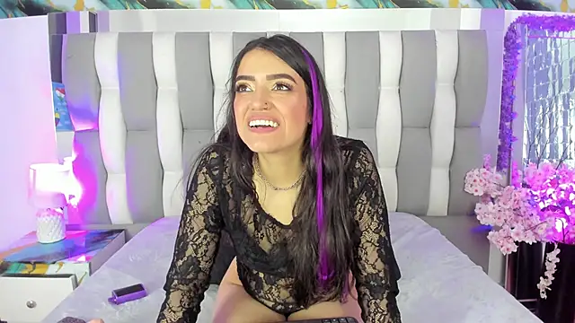 IsaDiiaz: онлайн-секс-чат