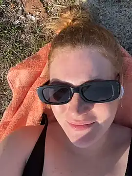 SunnyGrin Live XXX-Chat