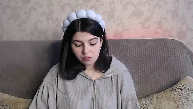 KisaModel's Live XXX Chat