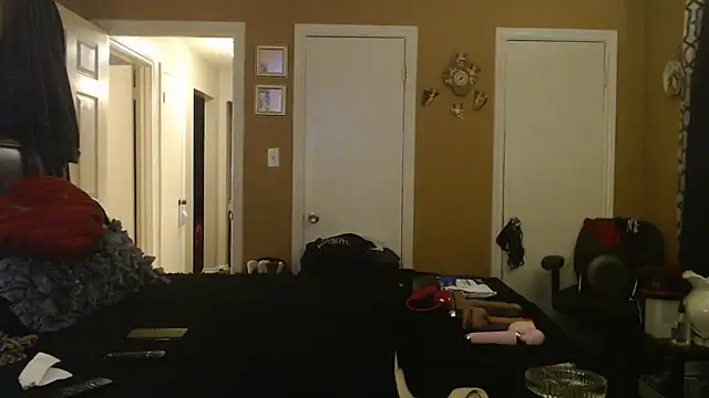 DivatheSnakecharmer: απευθείας συνομιλία ΧΧΧ