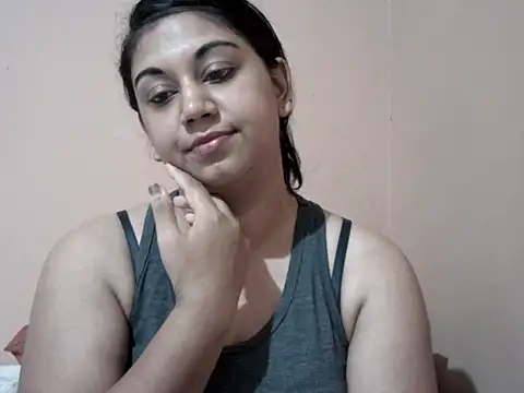 bellachow10: онлайн-секс-чат