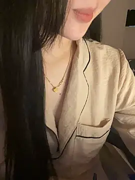 Show modela Bonnie22 na web-kameri