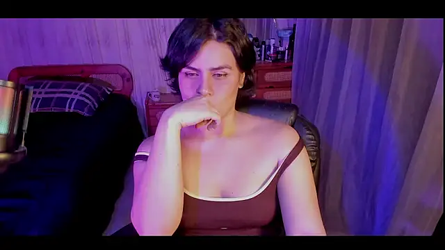 isabelacooperr Show in webcam