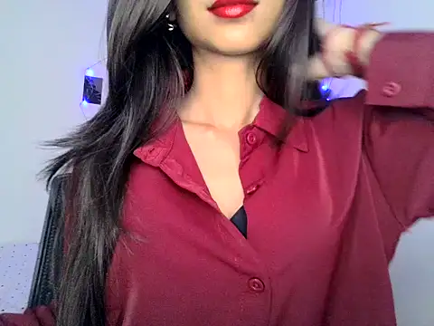 SIKSHA_SINGH Adlı Modelin Web Kamerası Şovu