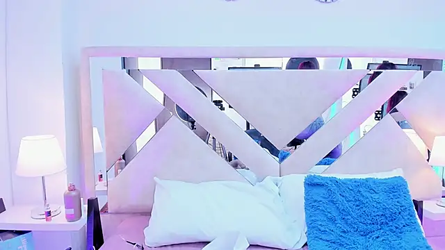 ximena_vasquez8のウェブカメラショー