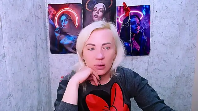 EmmaCat_'s Live XXX Chat