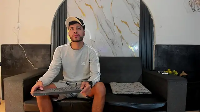 Angel_Villareal's Webcam Show