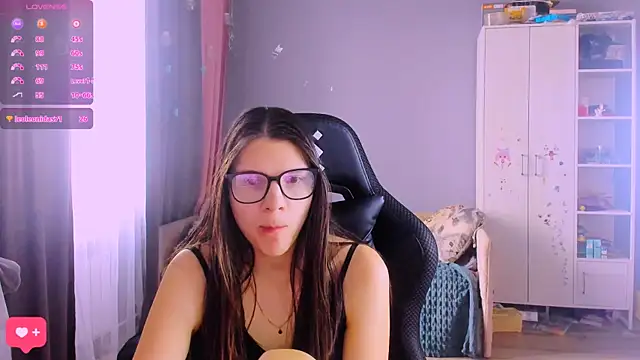 MollyLollipop's Live XXX Chat