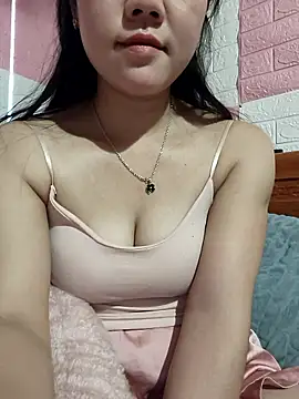 Chat XXX en directo de Ngocmai_lazdy