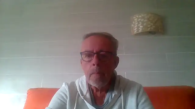 Pokazy przed kamerką – tuggy59