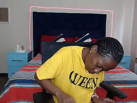 QUEENMANDYY 现场XXX聊天