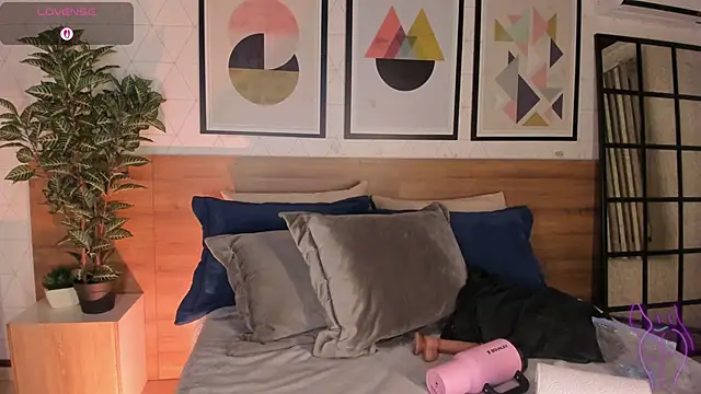 MiaKay1 webkamerás műsora