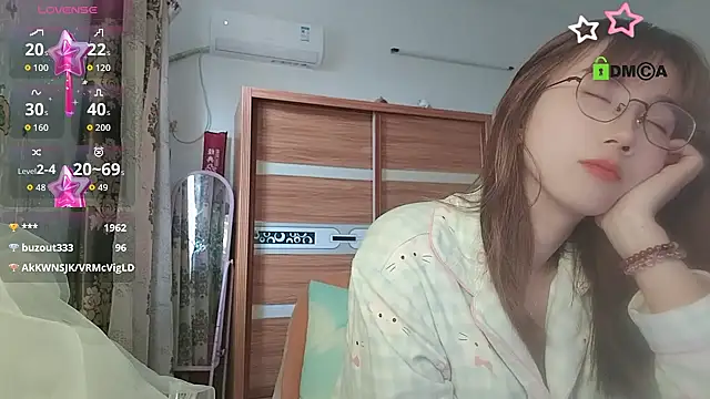 Lili_666 Live XXX-chat