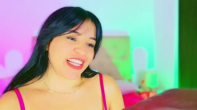 CharlootteEvans' Live XXX Chat