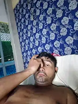 Diogo100's Live XXX Chat