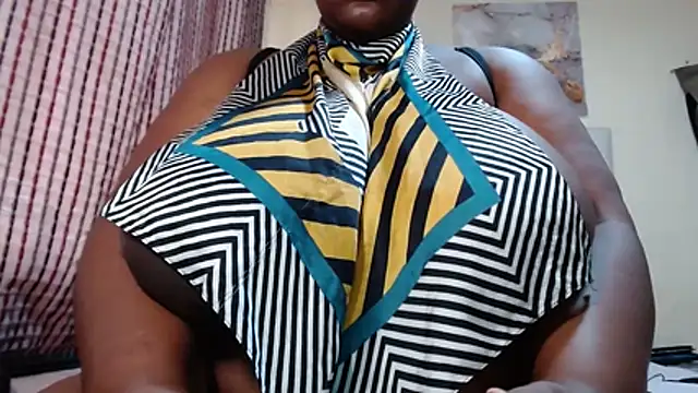 CHOCOLATEDARKBUSTYX Live XXX Chat