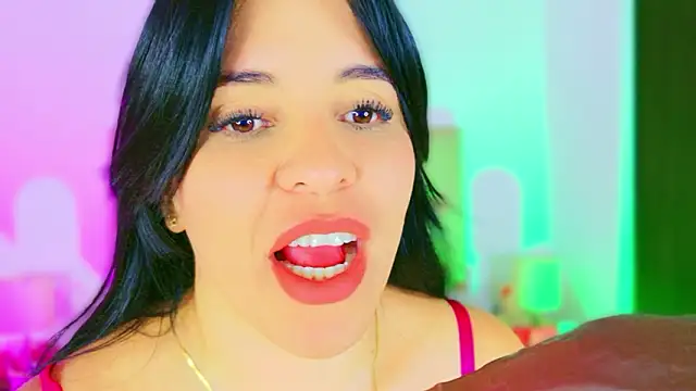 CharlootteEvans Chat XXX live