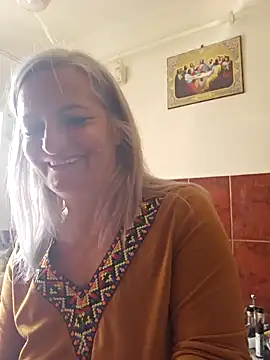 LadyTouch's Live XXX Chat