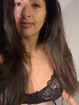 XXX chat uživo modela chicachocolate01