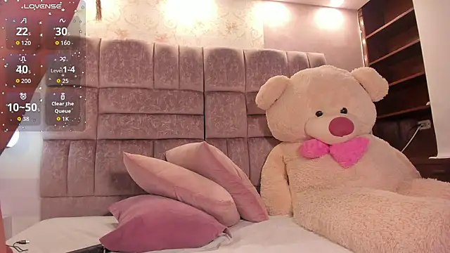 miaa_quinn élő XXX-chatje