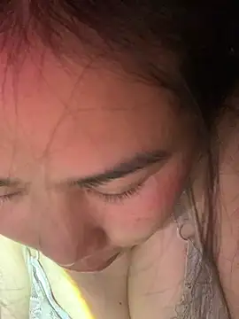 patry33 élő XXX-chatje