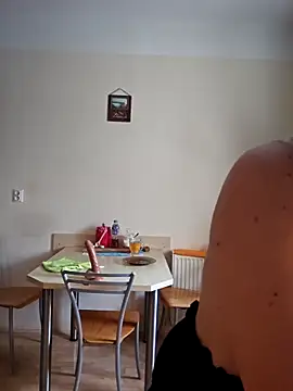 Chatroom XXX en direct de BLONDKICIA1