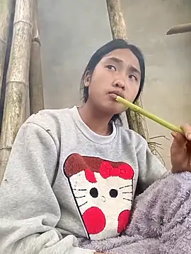 Hoa-tuylipのウェブカメラショー