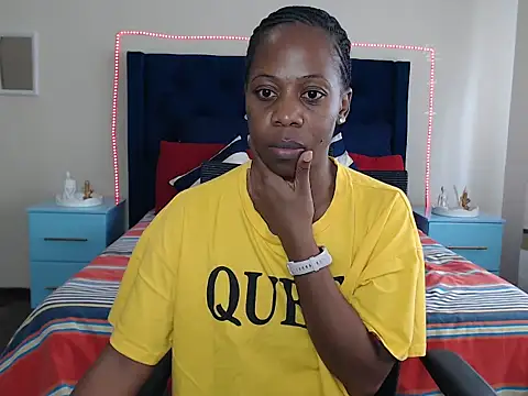 Chat +18 de QUEENMANDYY ao vivo