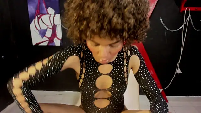 SofyAdamssのライブXXXチャット