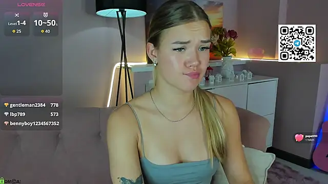 CherryLexi_のライブXXXチャット