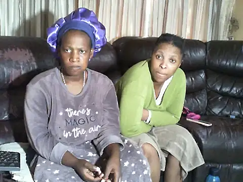 Show modela Sky-Diamond na web-kameri