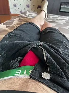 red_red00 Show Webcam