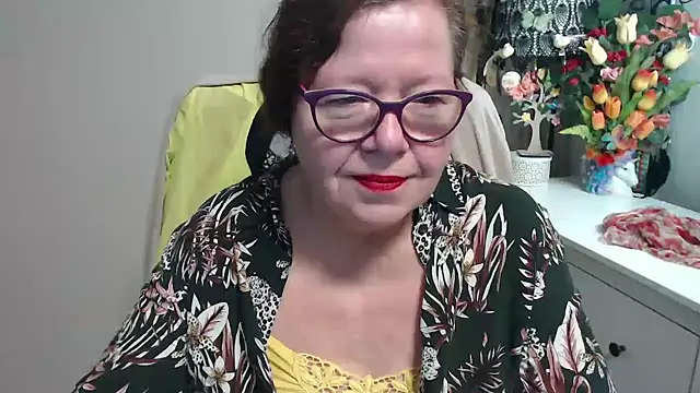 Adelewildx Live XXX-Chat