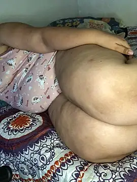 luisahot_9727のライブXXXチャット