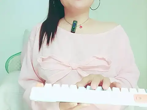 LinhCatxxx's Live XXX Chat