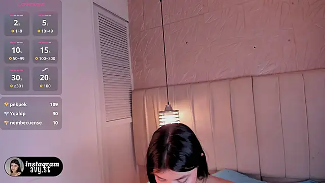 Chat +18 de avy_st ao vivo