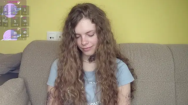 RayaNenlia Chat XXX live