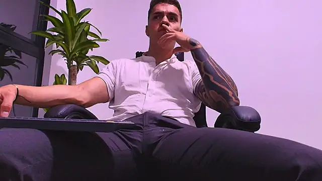 Show Webcam de ALPHA_DOMINUS_