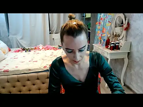 Chat +18 de AnneDevrim ao vivo