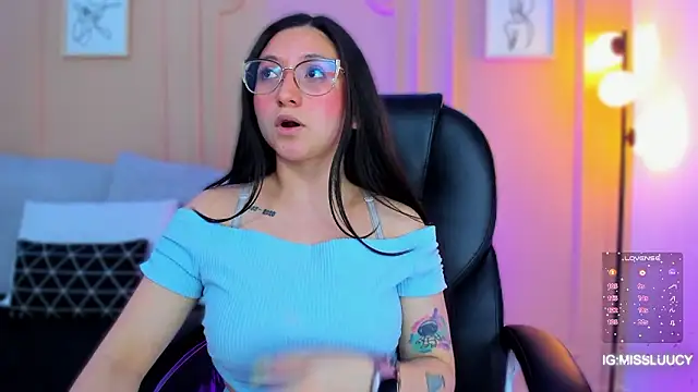 Chat XXX ao vivo de lucy_neil