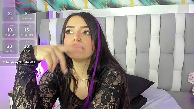 XXX chat uživo modela IsaDiiaz