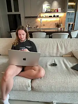 Nura_n_Sarah Live XXX-Chat