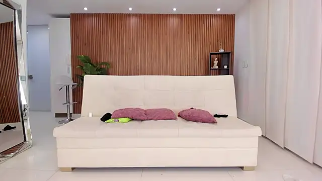 Burning_charm – Naživo XXX chat