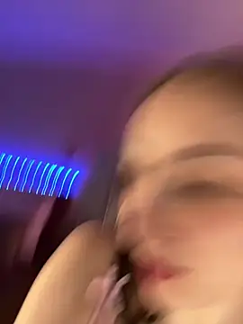 FlexboxDoll লাইভ XXX চ্যাট