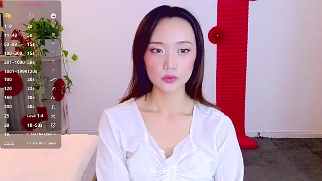 Nitamade79 Adlı Modelin Canlı XXX Sohbeti